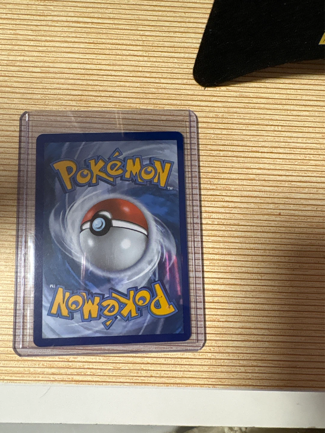 Victini V Pokémon Card - photo 2