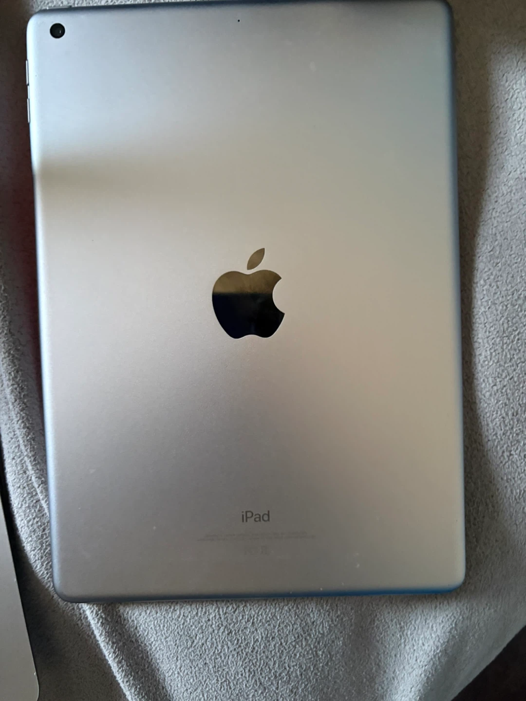 Apple iPad 6th gen - photo 2