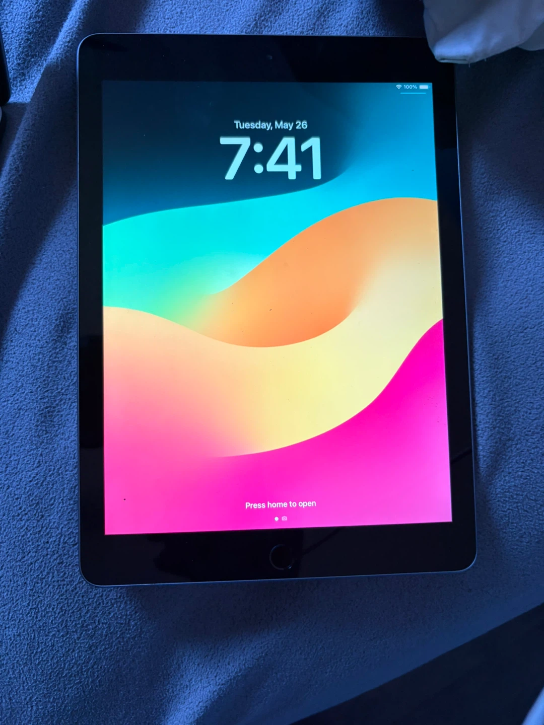 Apple iPad 6th gen