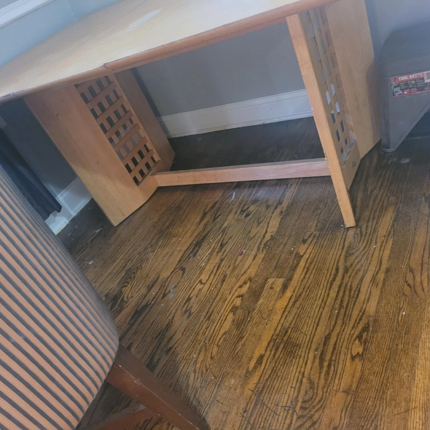 Wooden Dining Table 3 pieces and adjustable - photo 2