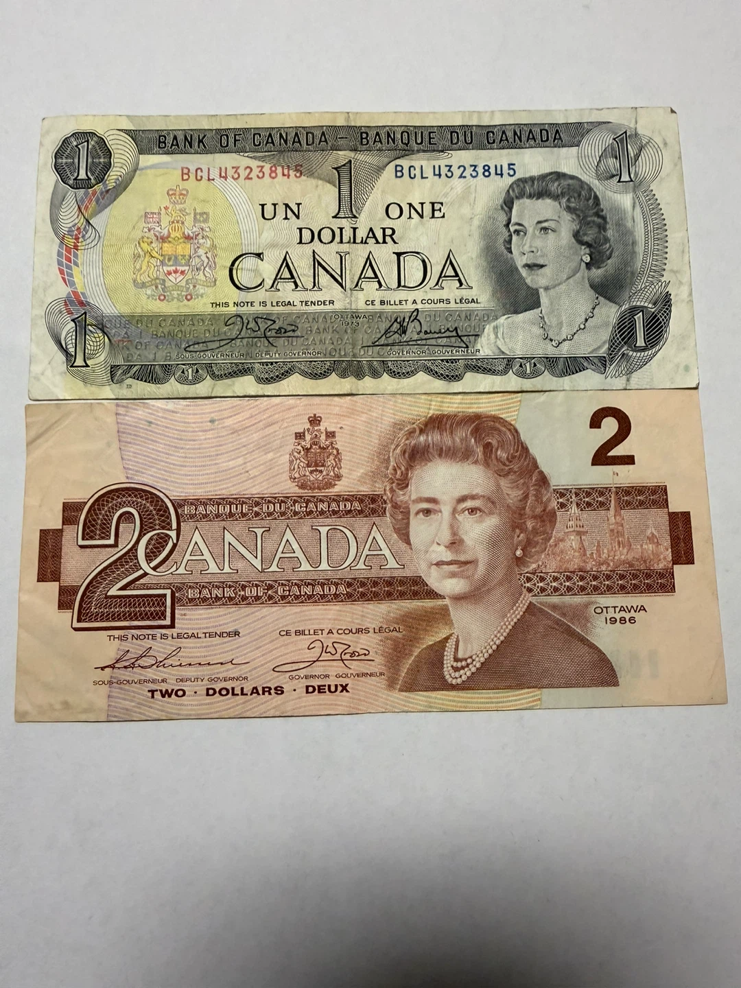 Canada 1 Dollar 1973 and 2 Dollar 1986 Bank Notes