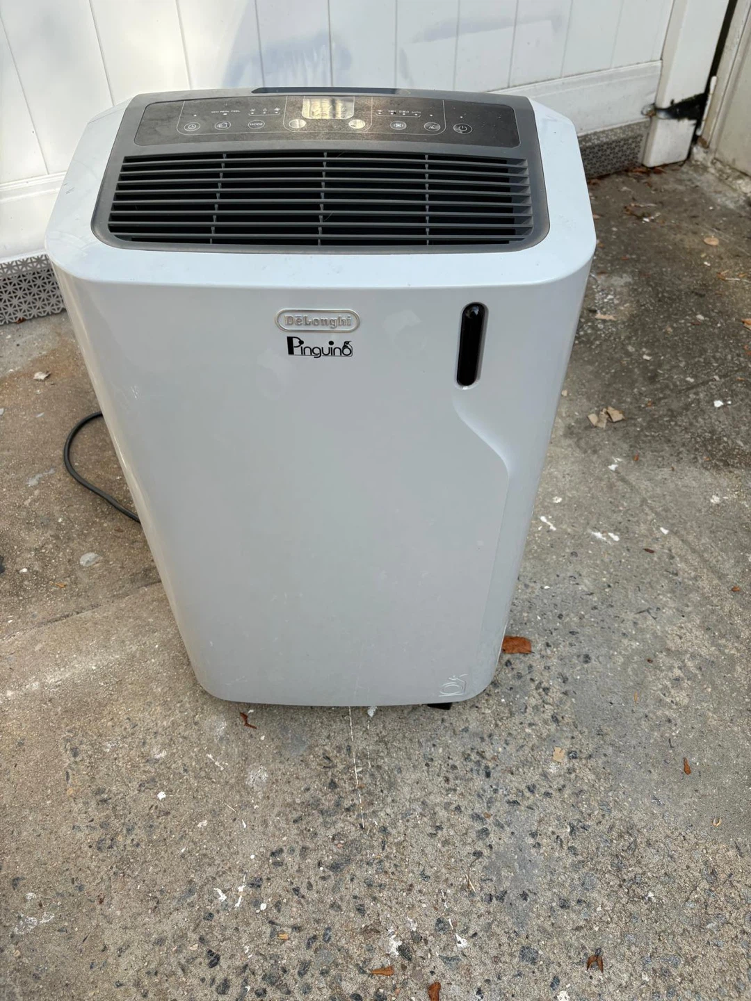 DeLonghi Pinguino Portable Air Conditioner - photo 2