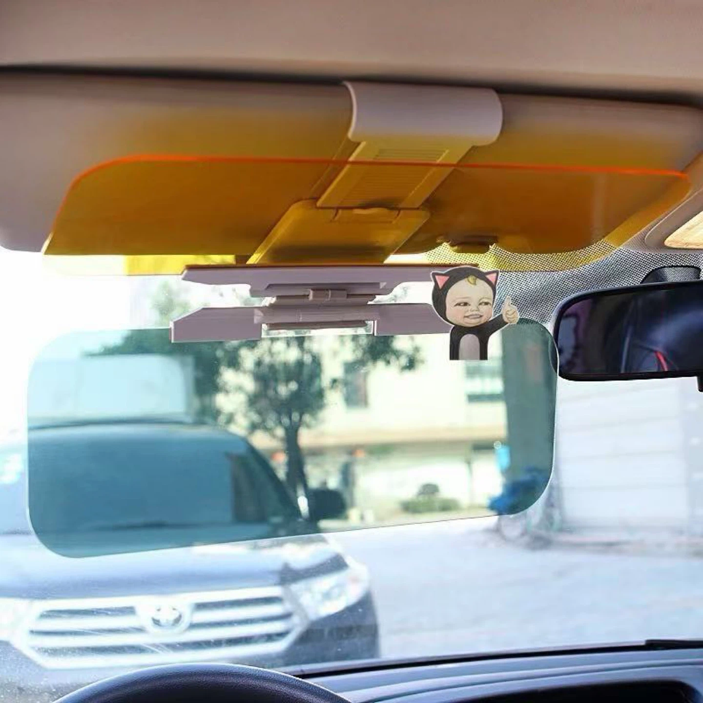 Car Sun Visor Extender for Day & Night Driving - photo 3