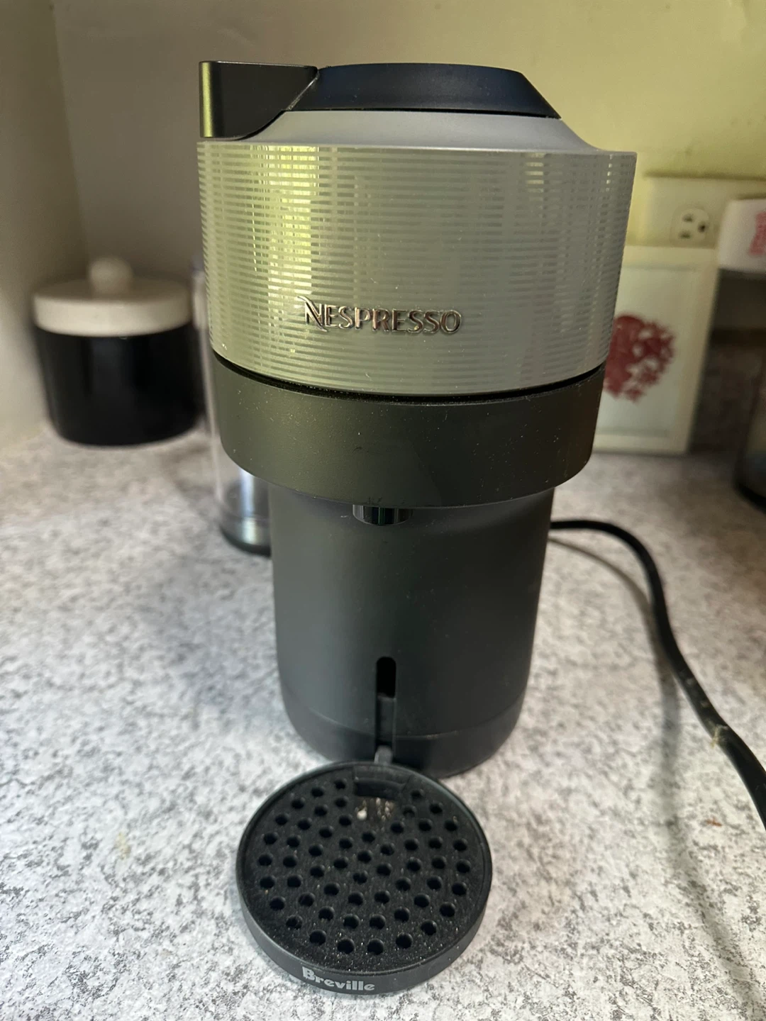 Nespresso VertuoPlus Coffee Machine - photo 2