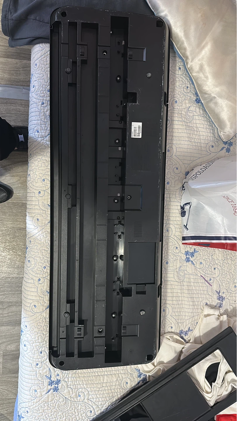 Yamaha Keyboard with Power Adapter and Pedal - photo 2
