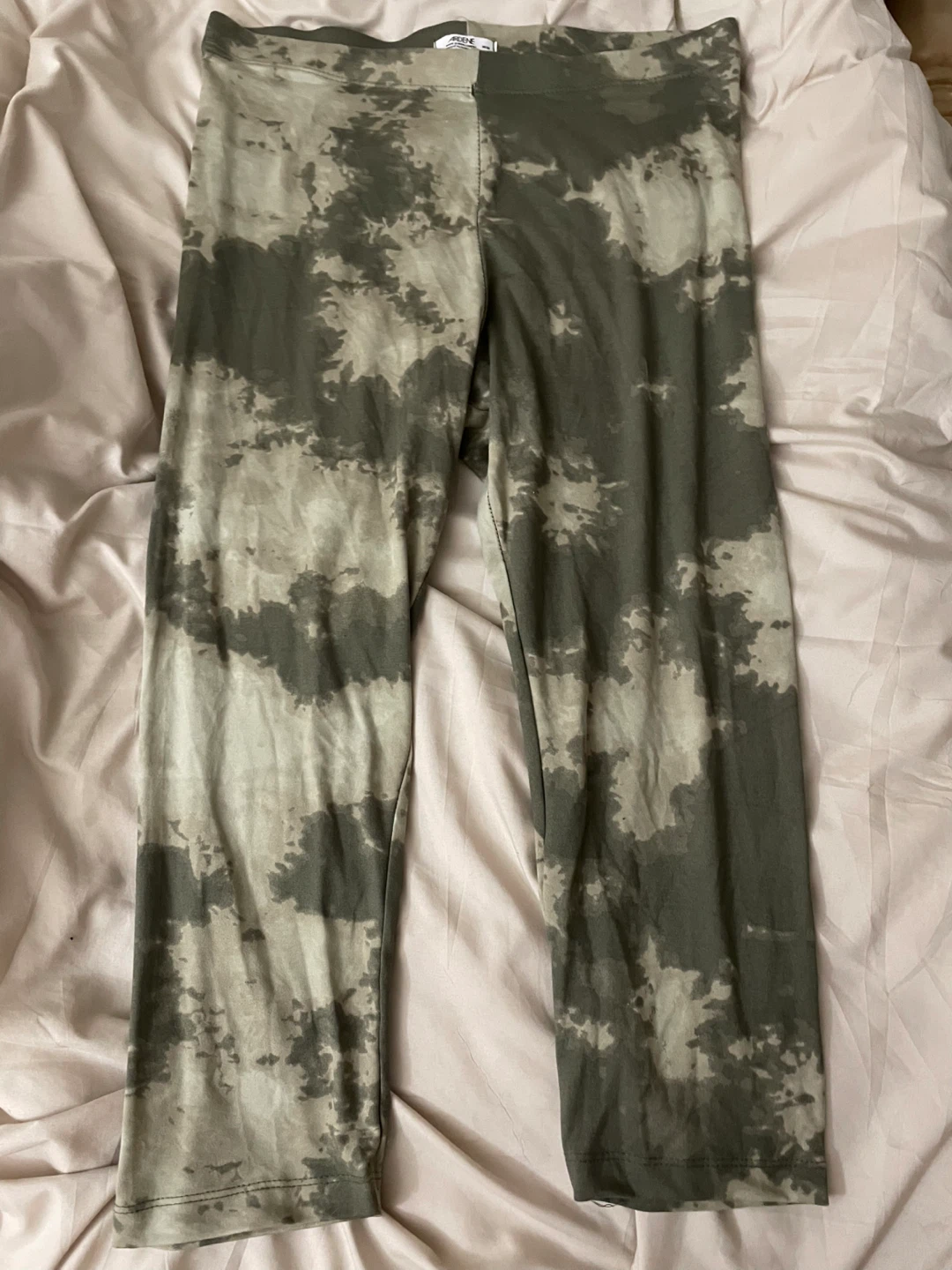Women’s capri leggings