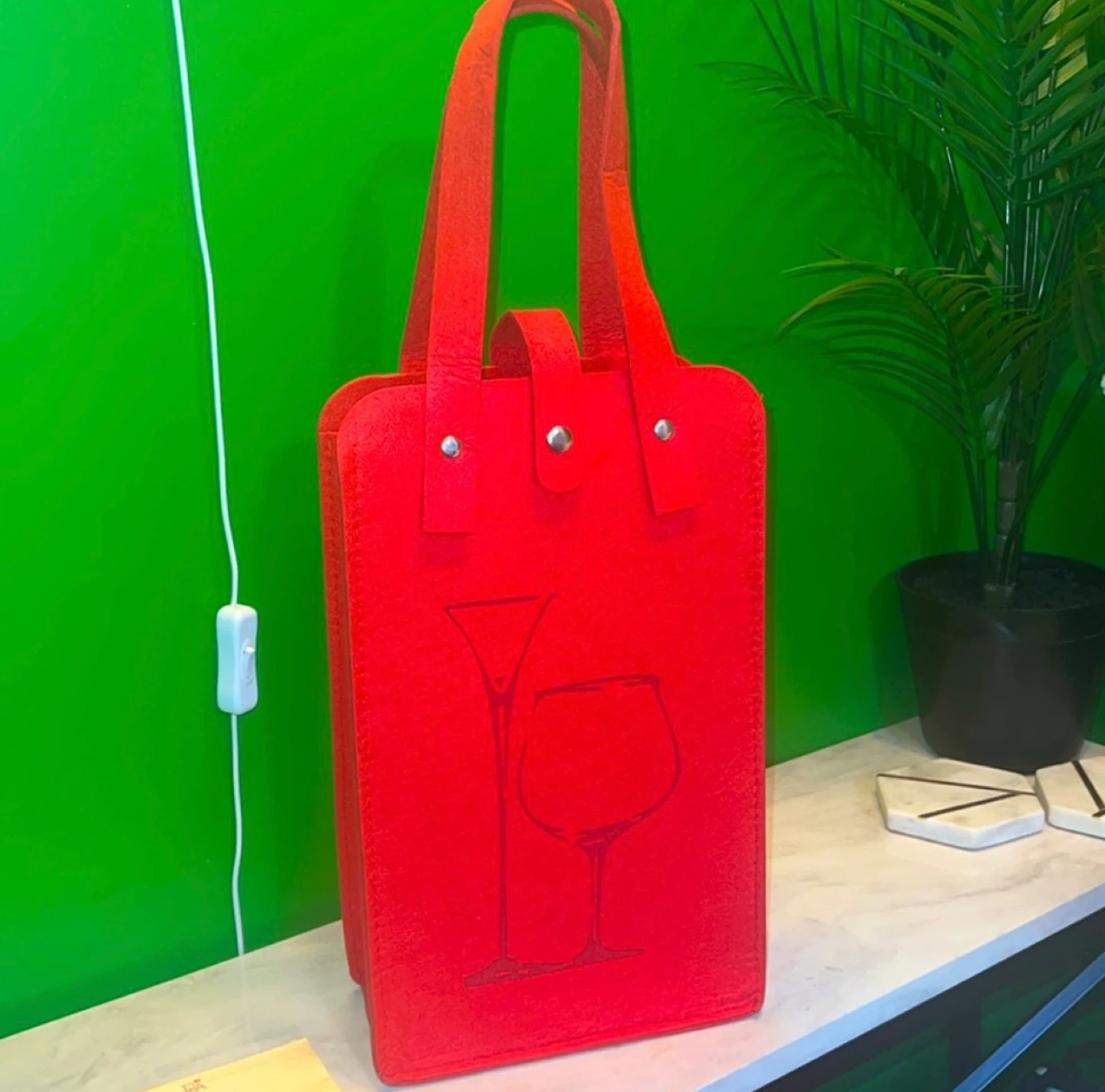 Red Felt Wine Tote Bag - photo 3