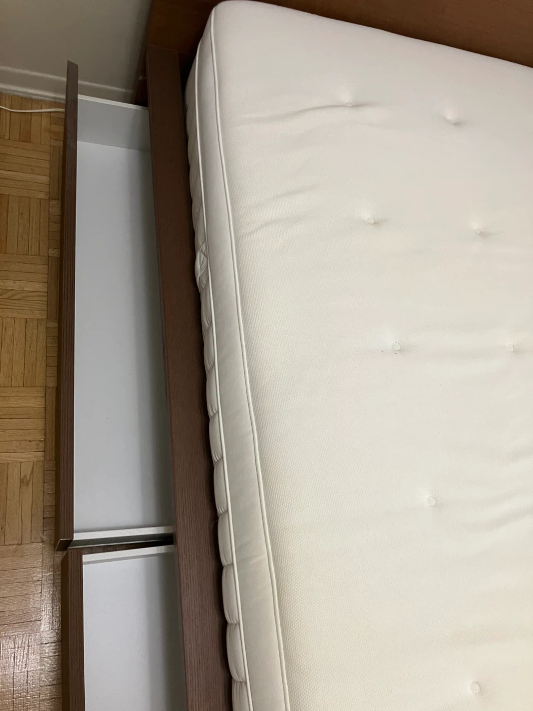 IKEA HESSTUN Queen Mattress with MALM Wooden Bed Frame - photo 4