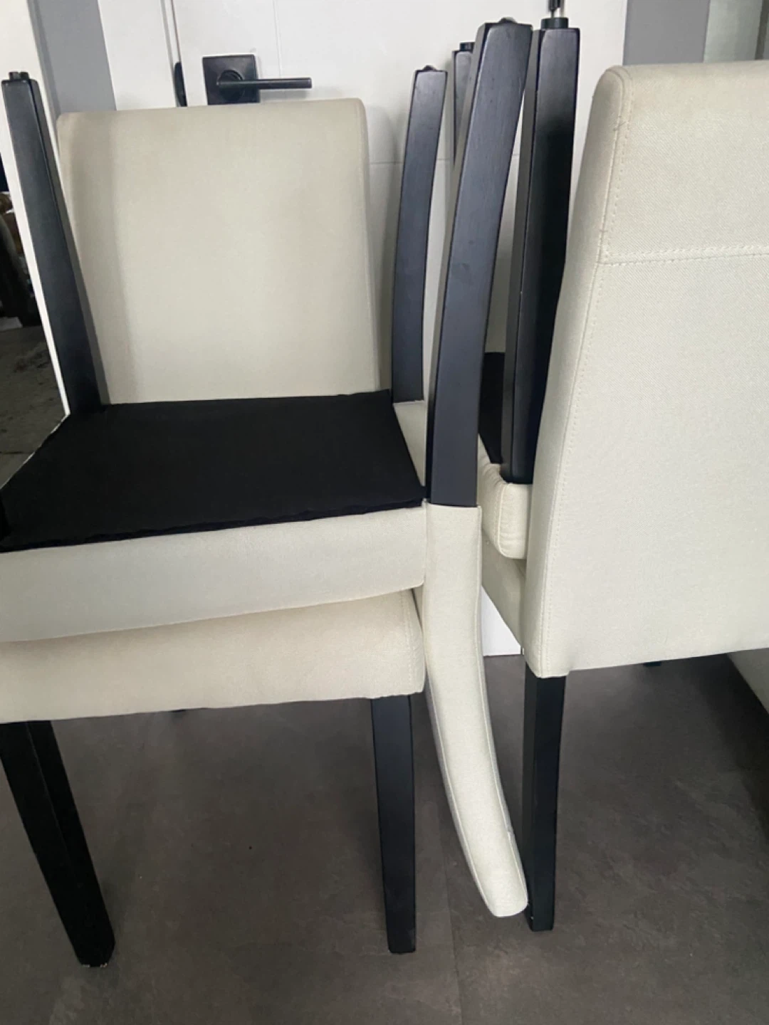Set of 4 Cream Upholstered Dining Chairs - photo 3