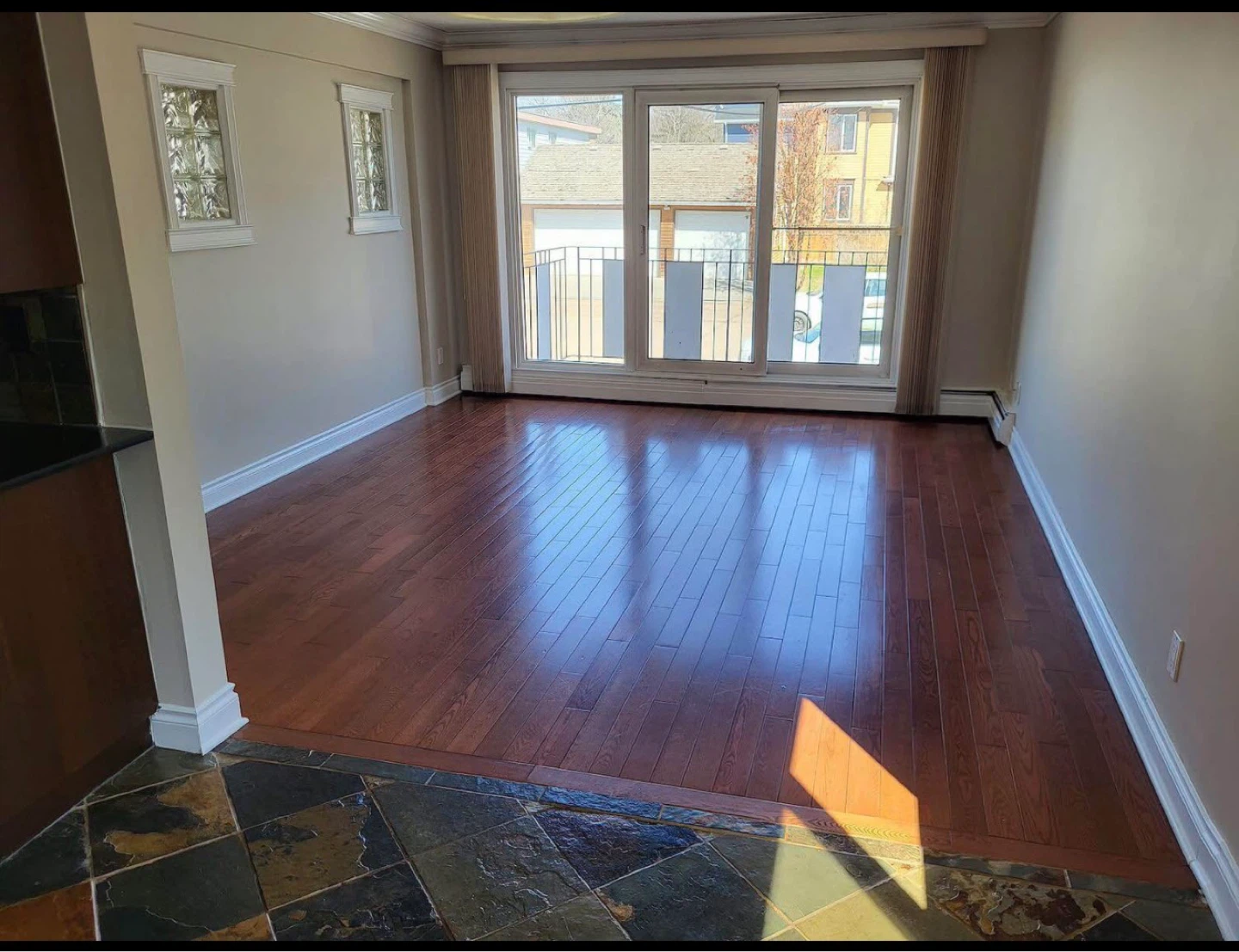 Roommate wanted - photo 3