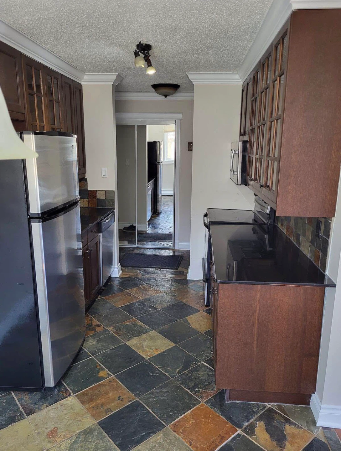 Roommate wanted