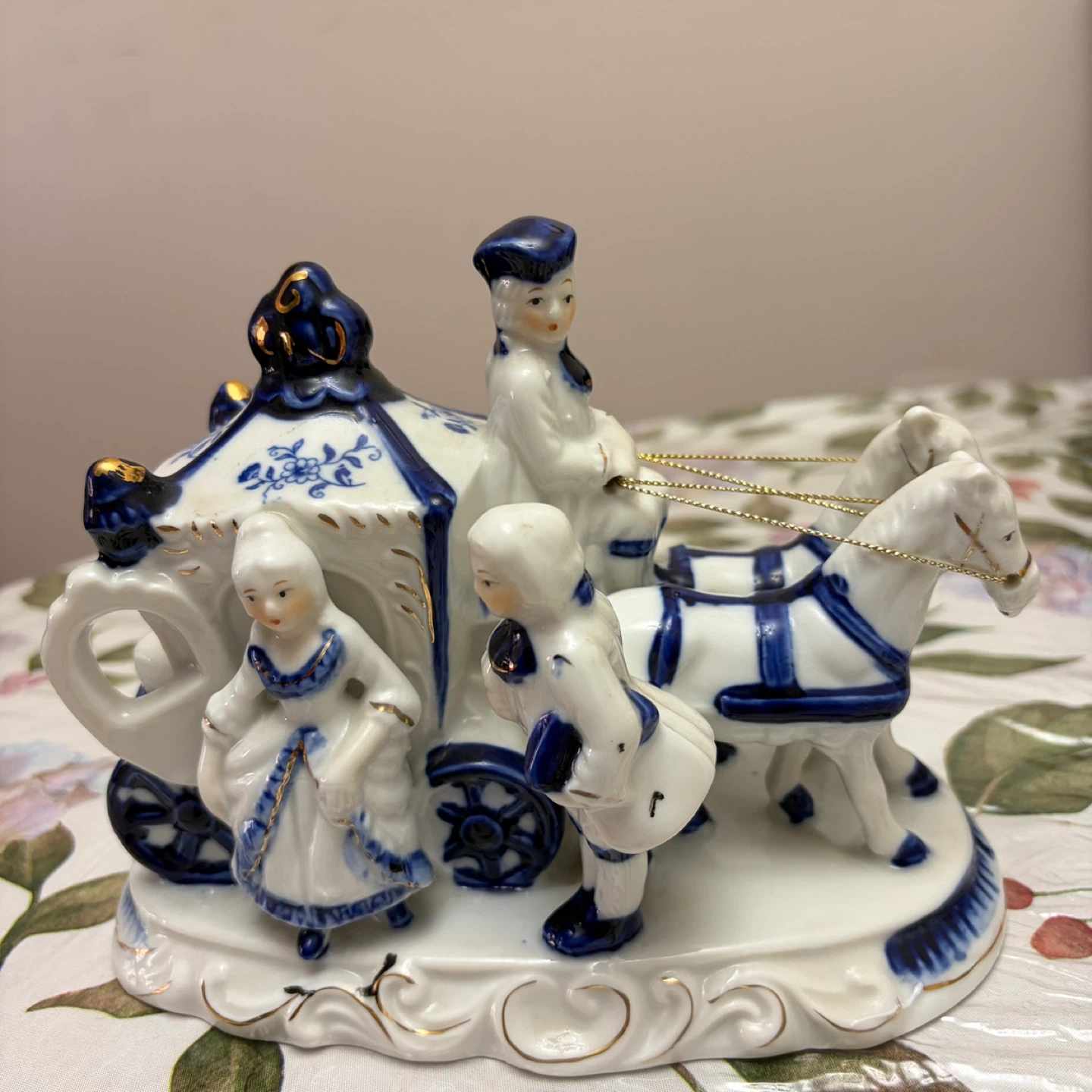 Porcelain Figurine Carriage with Figures