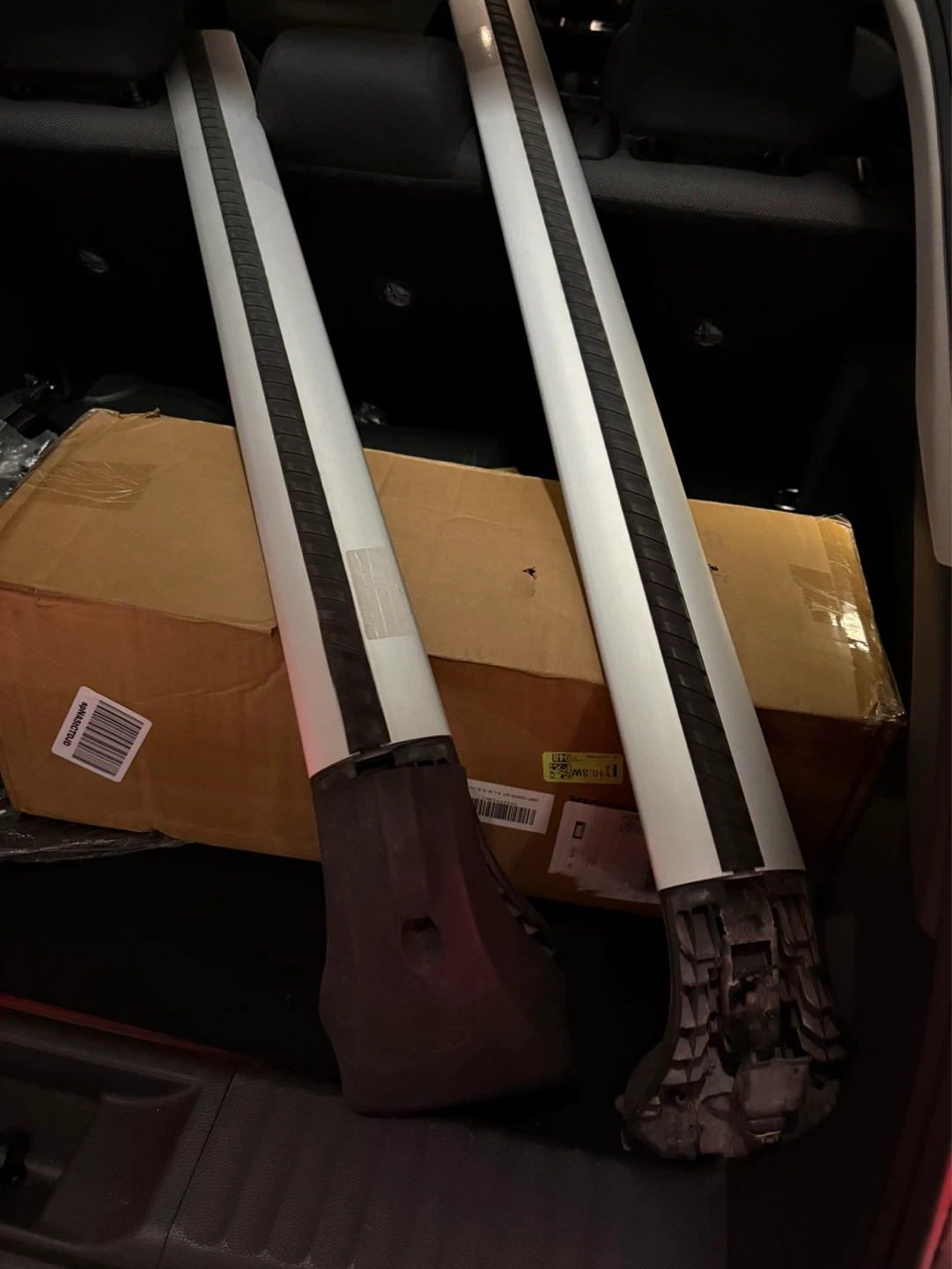 Toyota Roof Rack - Corolla Hatchback OEM - photo 2