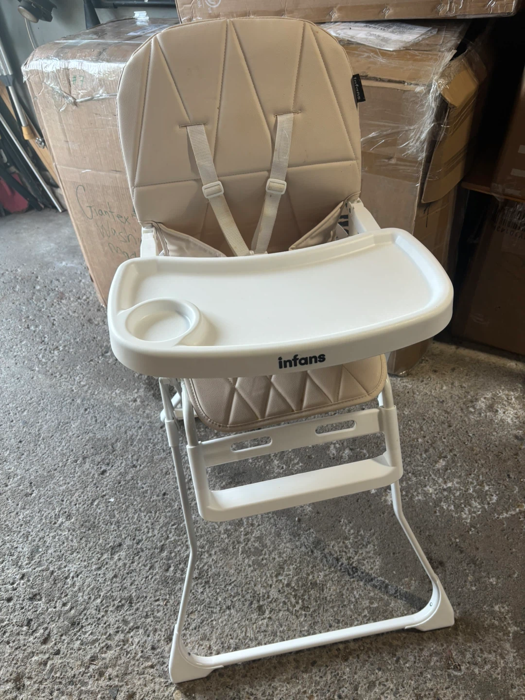 Infans Baby High Chair with Tray - photo 2