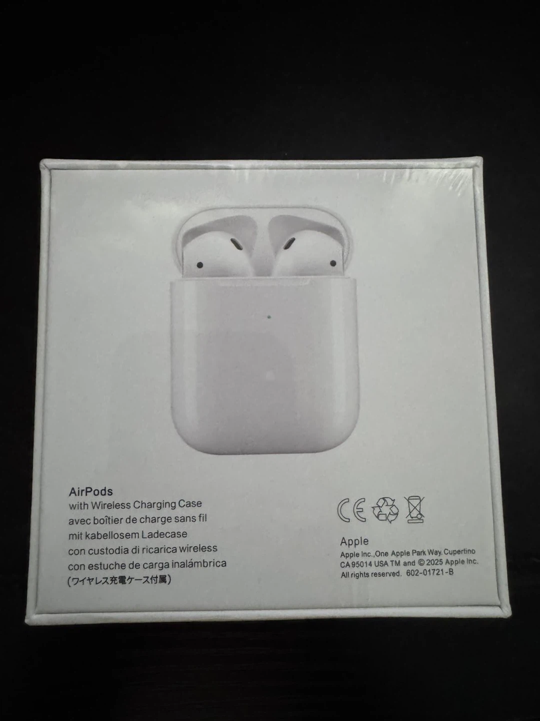 Apple AirPods (3rd generation) with MagSafe Charging Case - photo 2