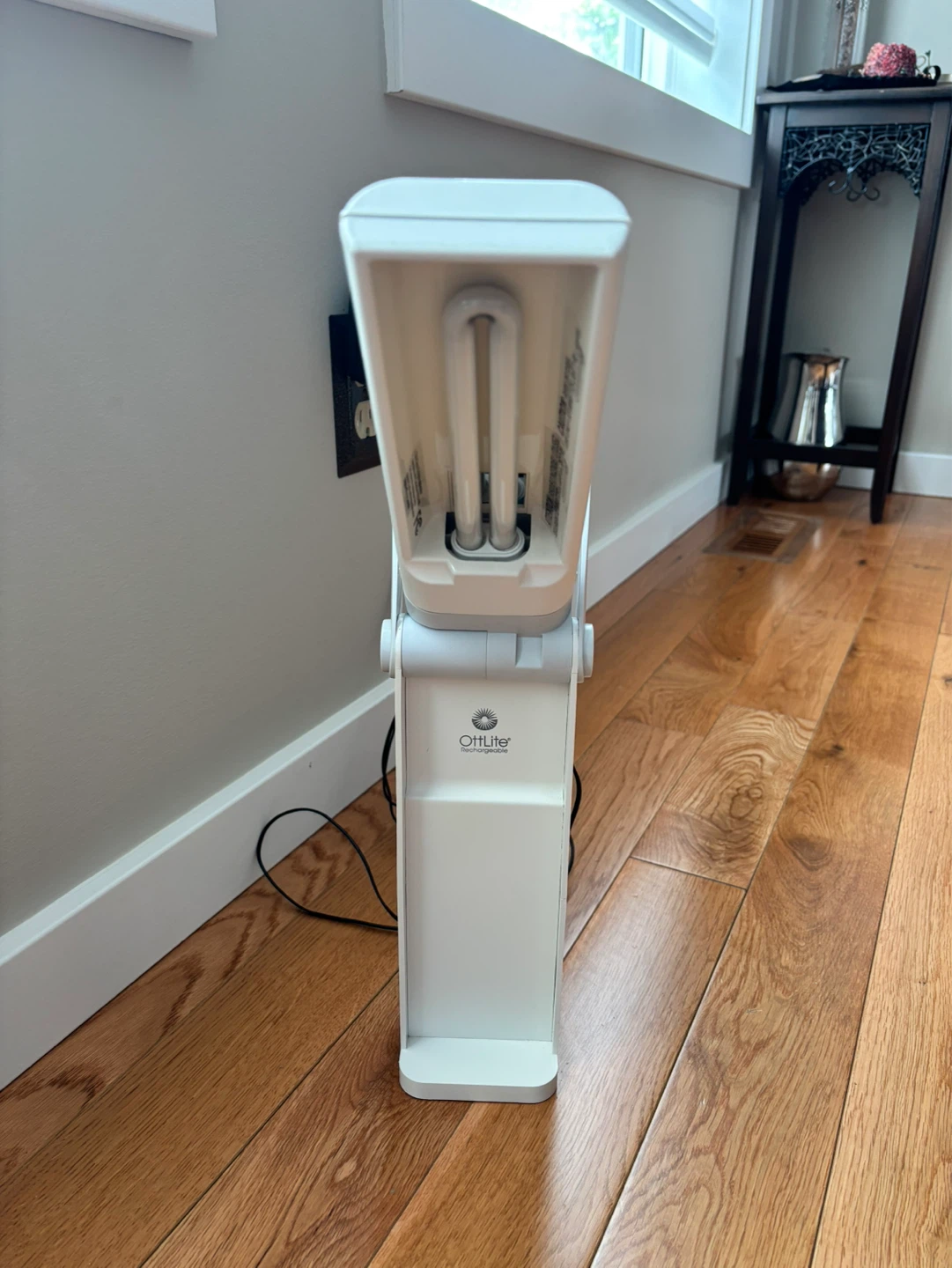 OttLite Rechargeable Portable Task Lamp (Model GX7911) - photo 2