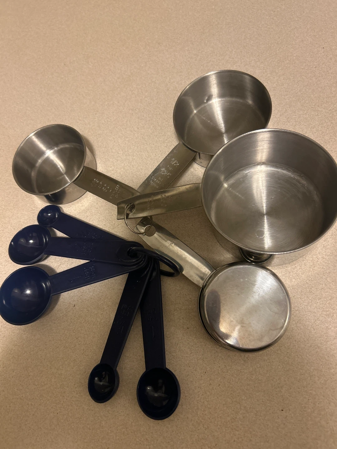 Stainless Steel Measuring Cups and Plastic Spoons Set