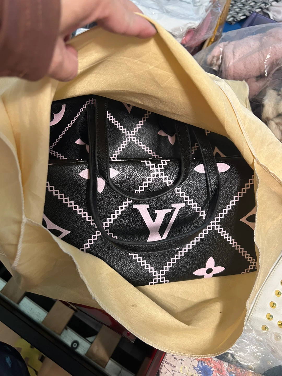 Louis Vuitton Black Monogram Tote Bag with Pouch - photo 4