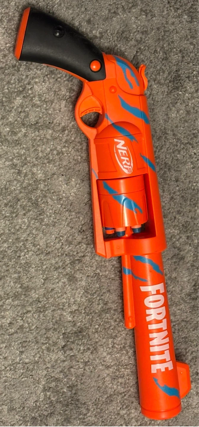 NERF Fortnite 6-shot blaster