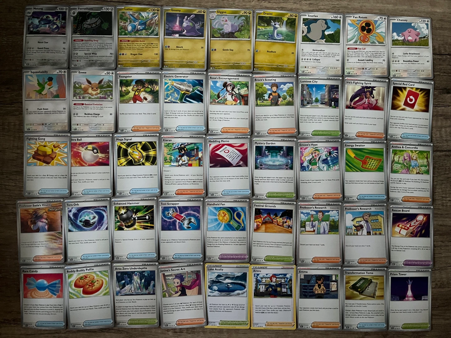 A Lot of Pokemon Cards (150+) - photo 3