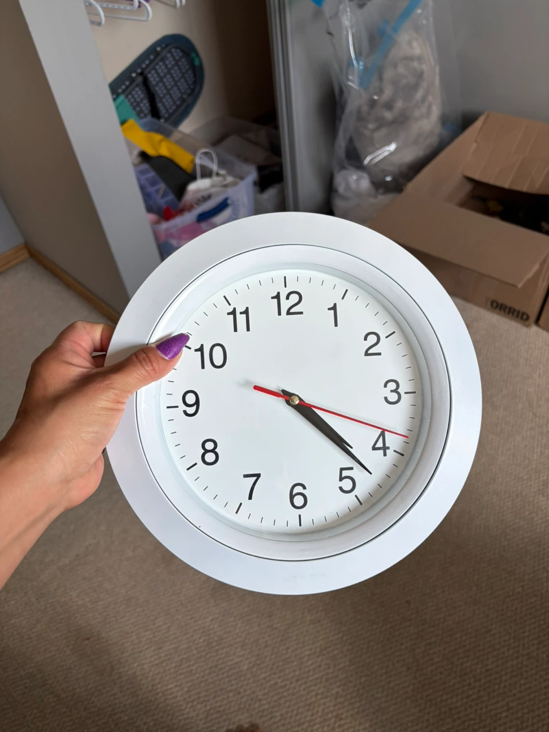 White Round Wall Clock - photo 2