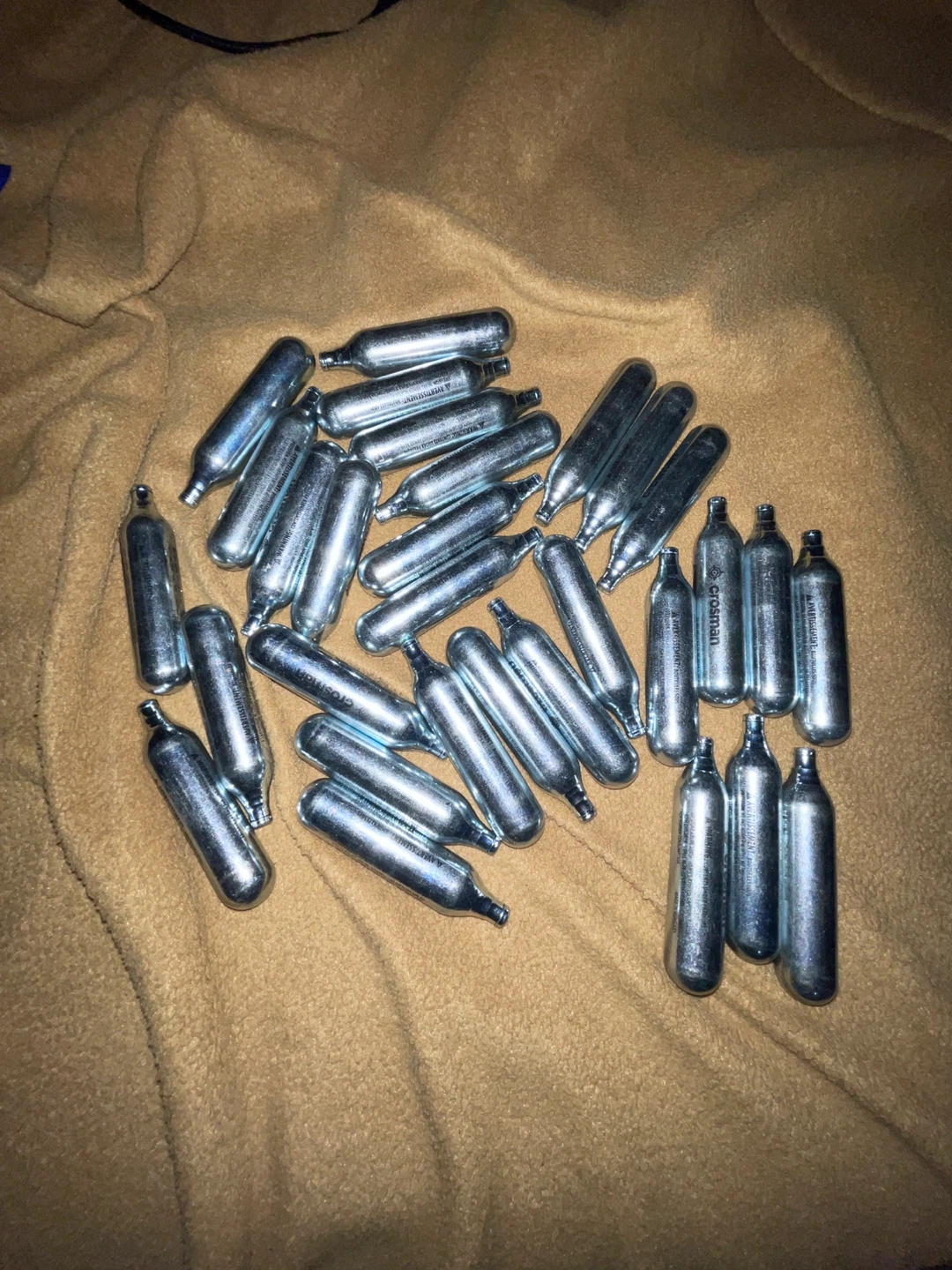 32 Crosman 12g CO2 Cartridges