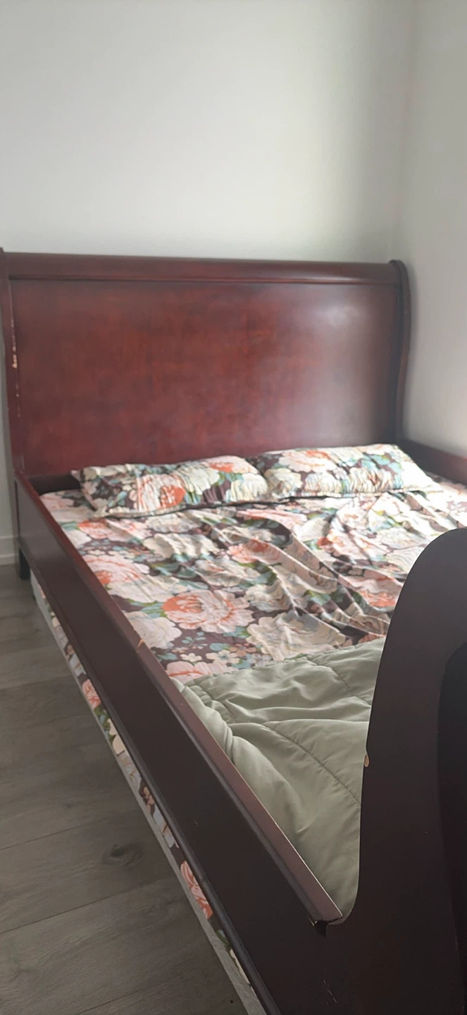 Wooden Sleigh Bed Frame - photo 2