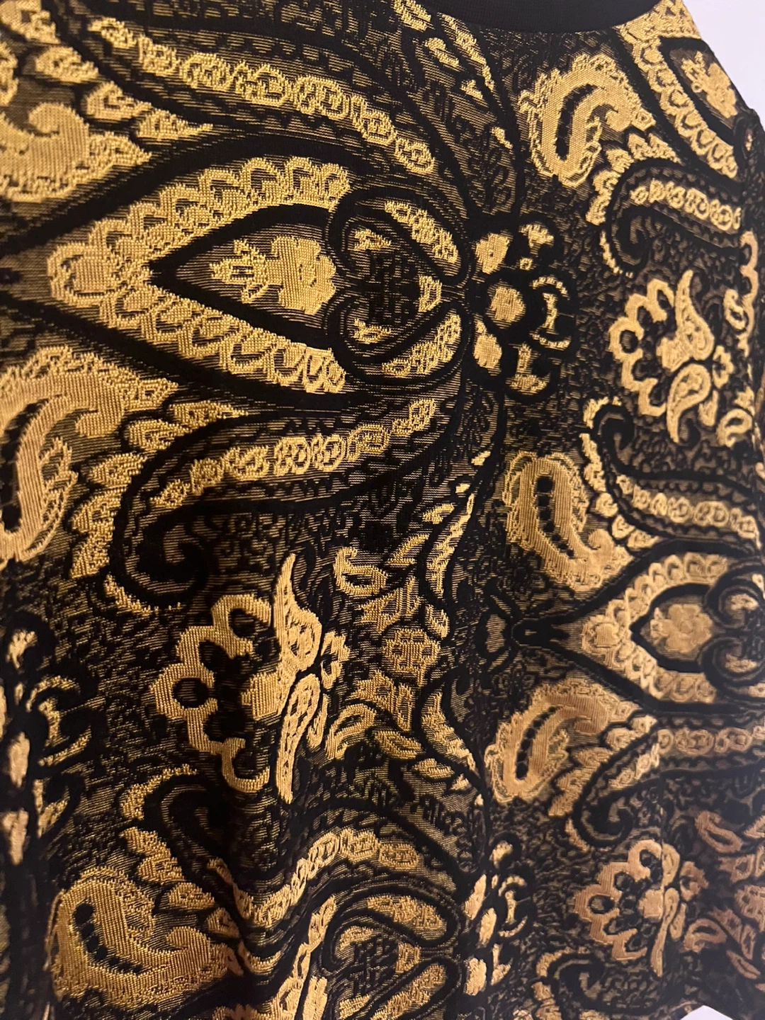 TOPSHOP PETITE Black & Gold Paisley Print Crop Top - photo 2