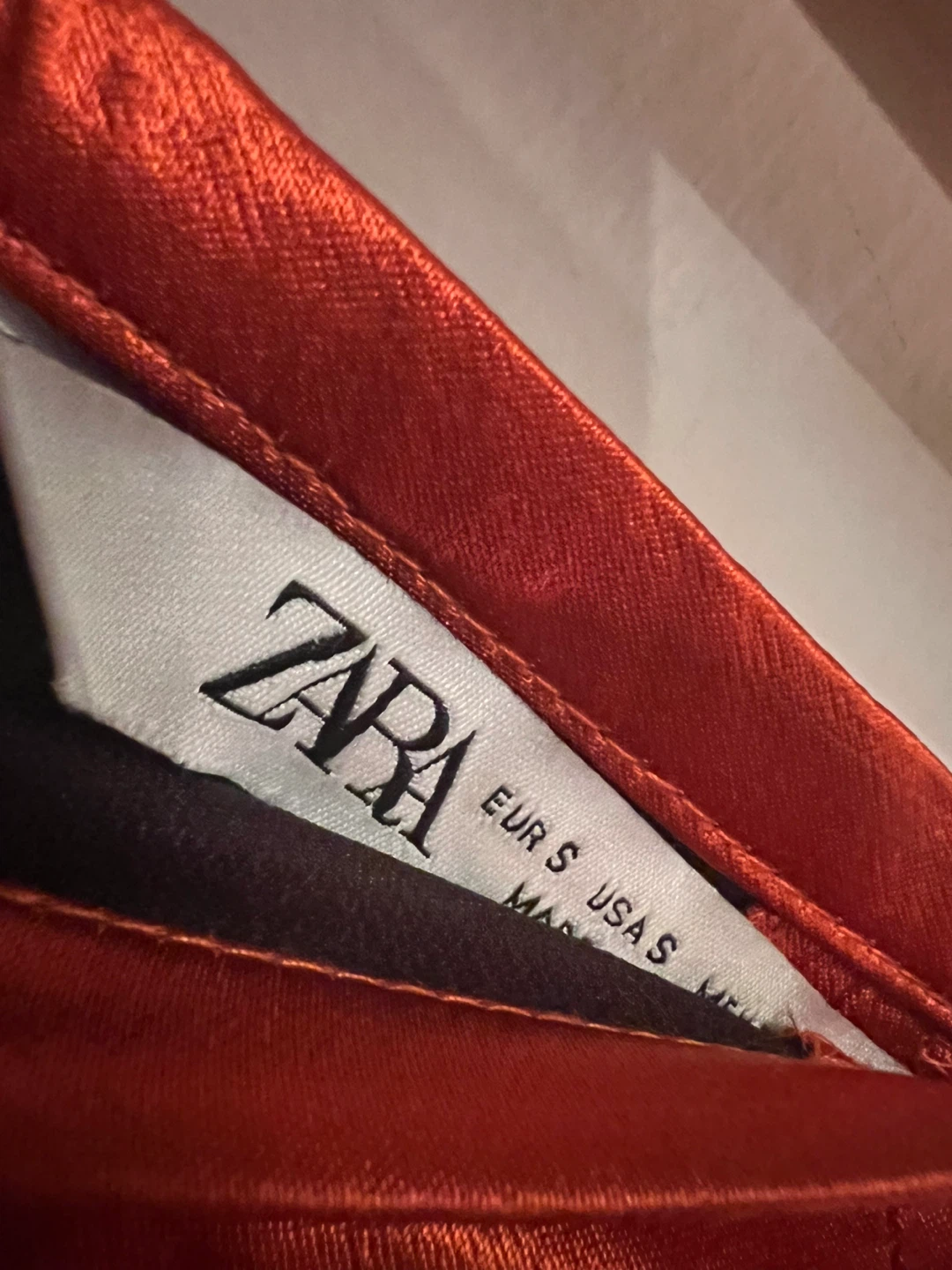ZARA Red Satin Button Detail Mini Skirt Size S - photo 2