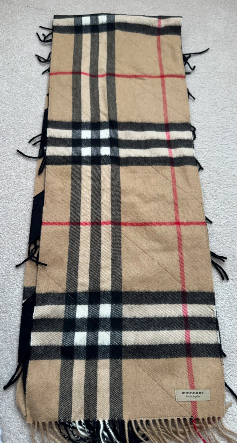 Burberry ladies scarf