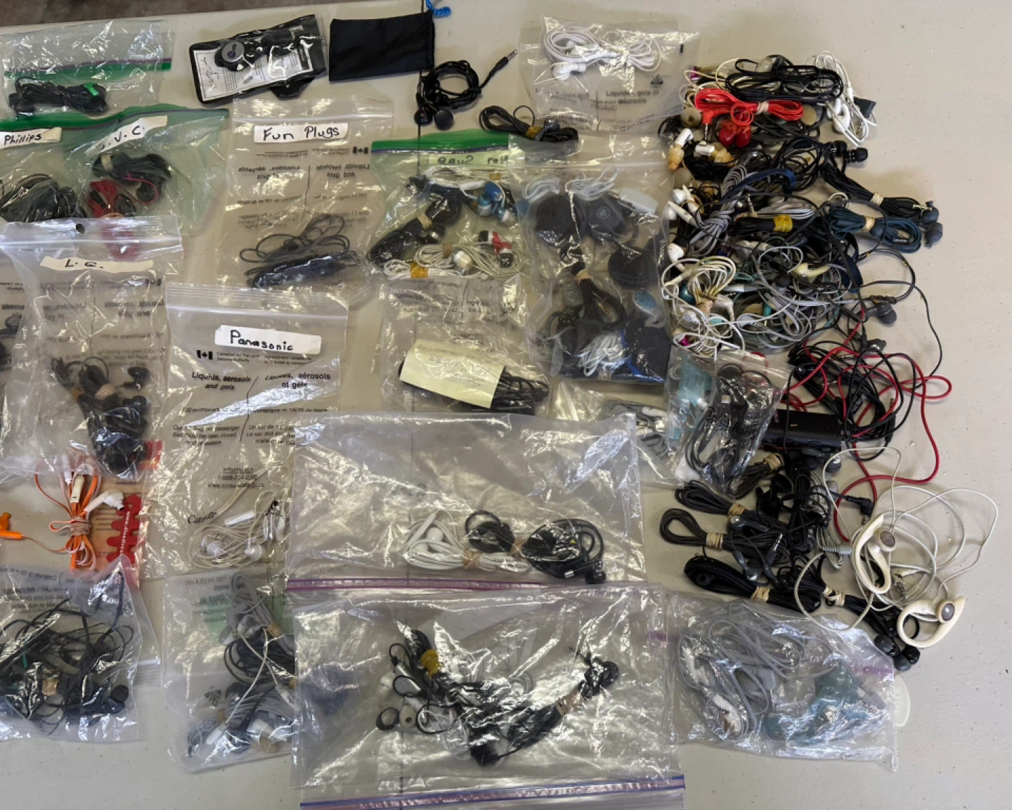 Assorted Earbuds and Headphones Bundle - photo 2