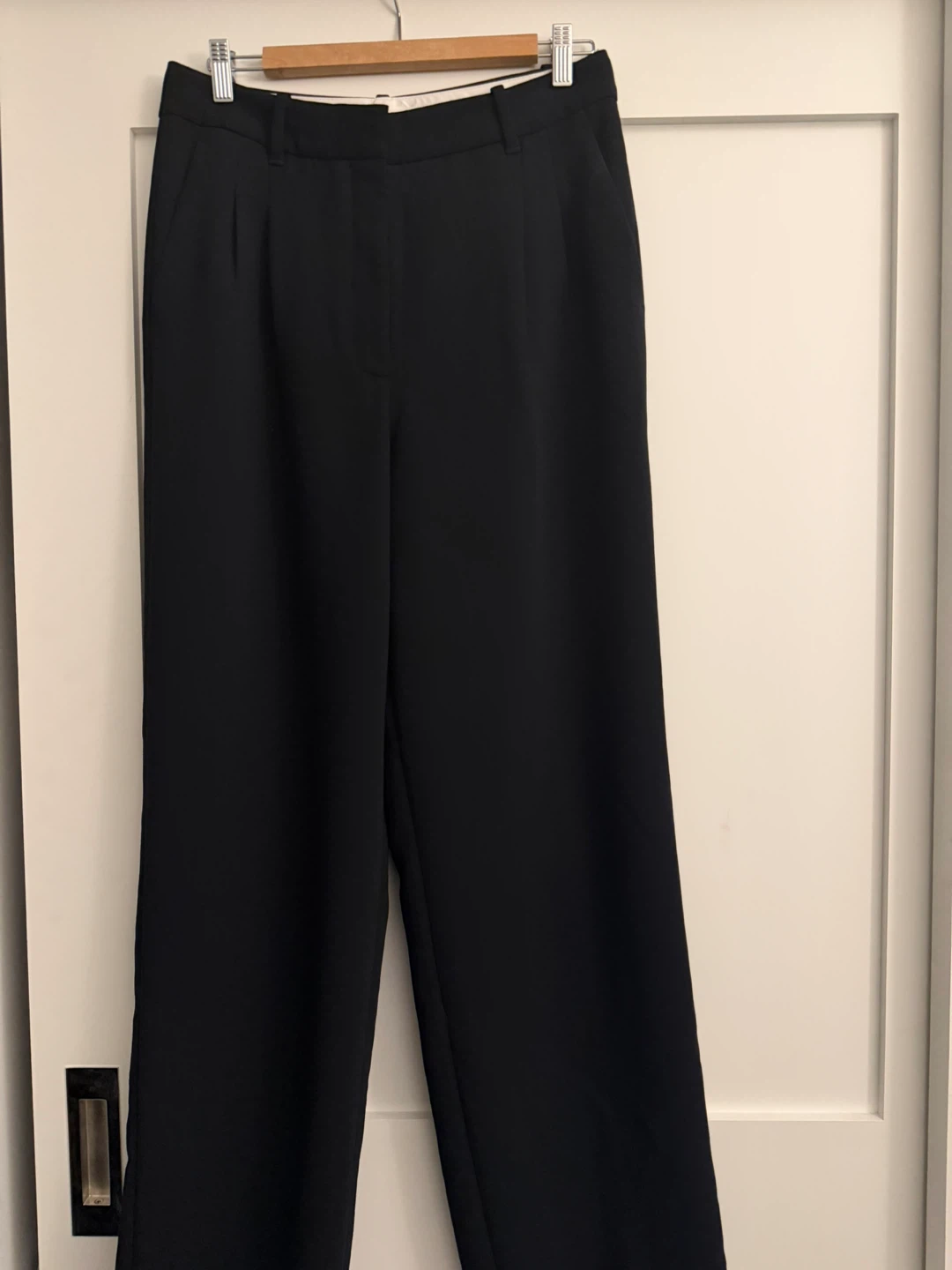 Aritzia The Effortless Pant Crepette - Black - photo 3