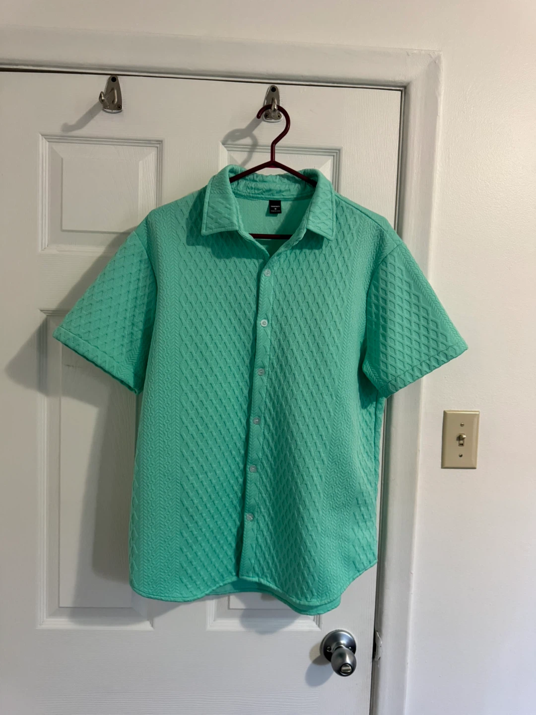 MANFINITY Men's Short Sleeve Button-Up Shirt - Medium