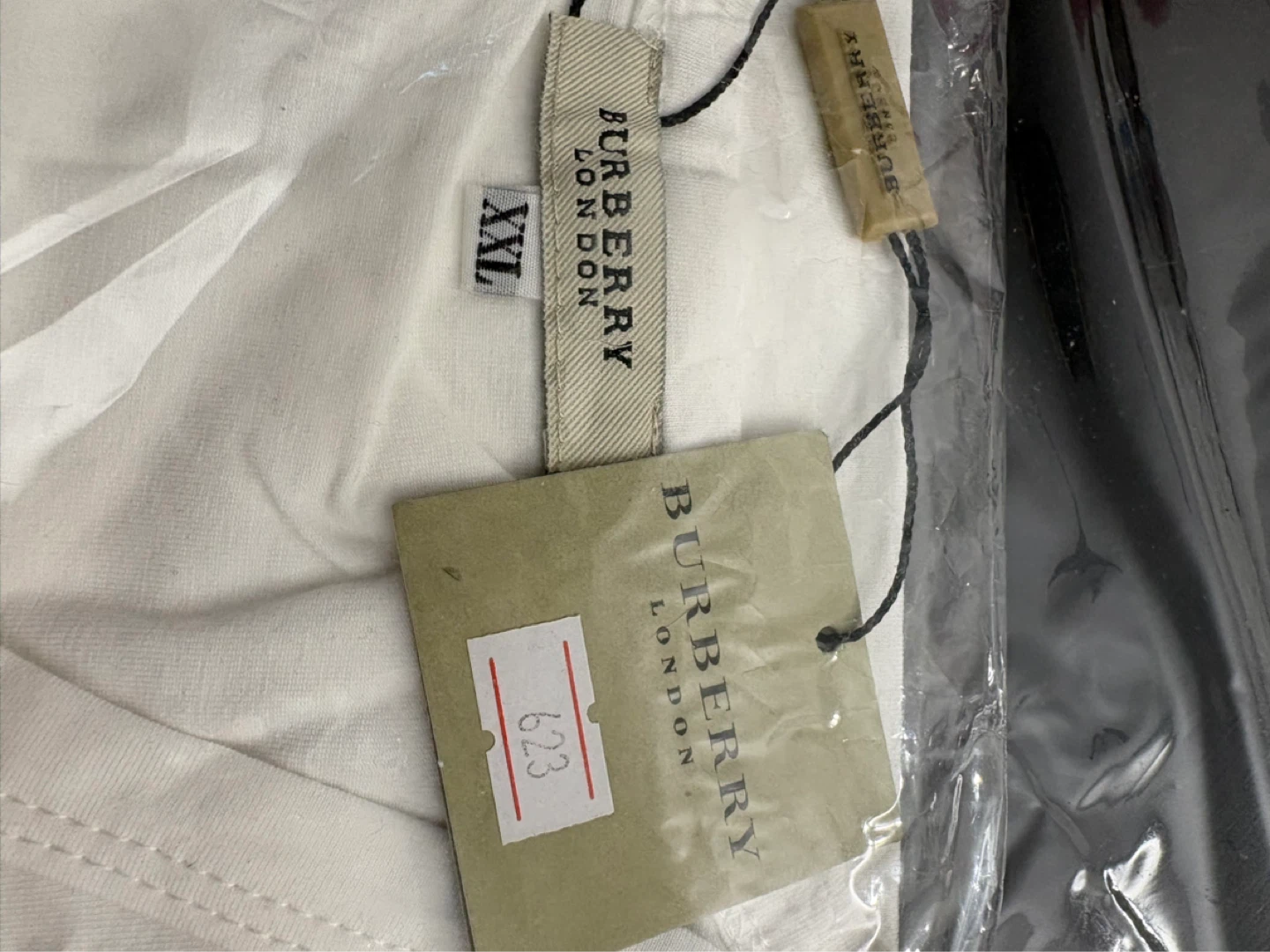 Burberry London Men's White T-Shirt XXL