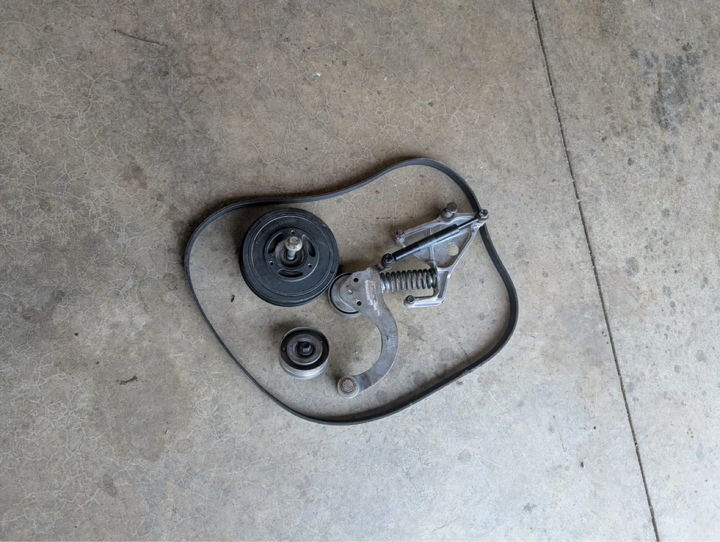 Serpentine Belt Tensioner Pulley Idler Pulley and Crank Pulley