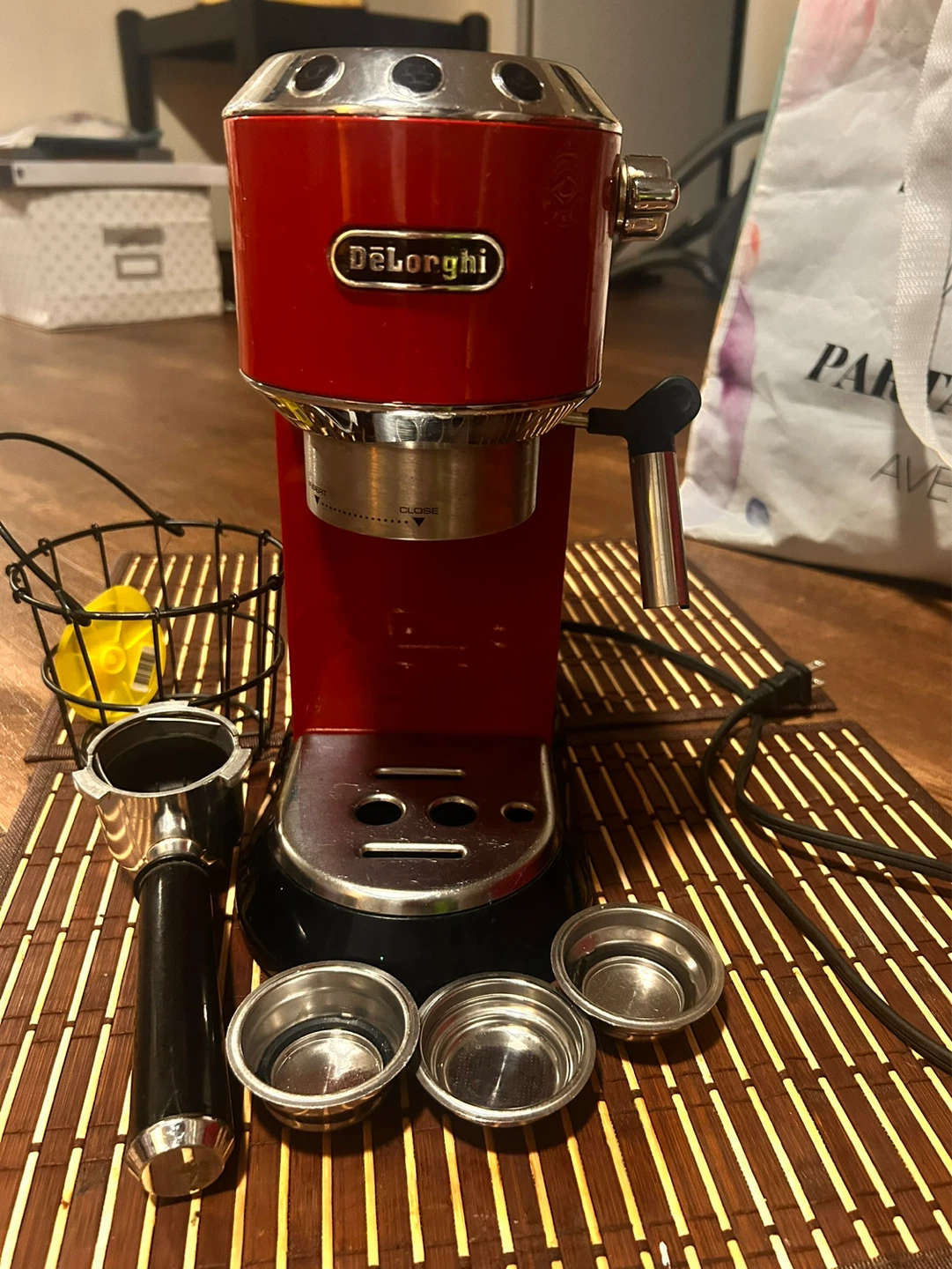 De'Longhi Red Espresso Machine - photo 5