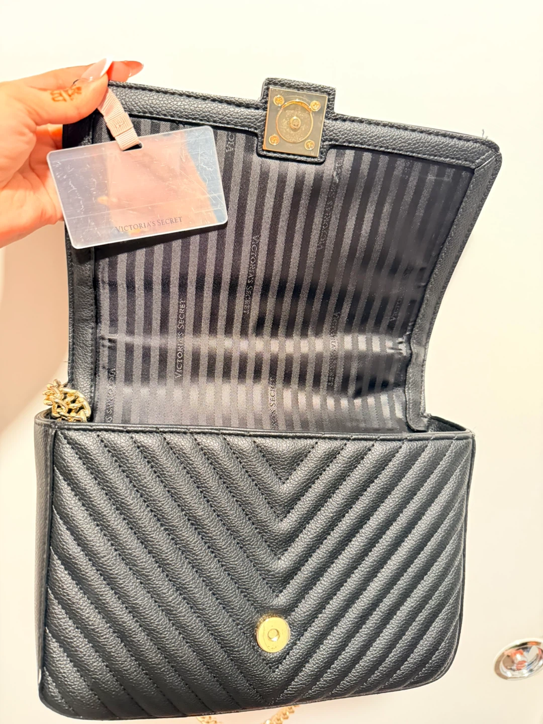 Victoria's Secret Quilted Black Crossbody Bag - photo 5