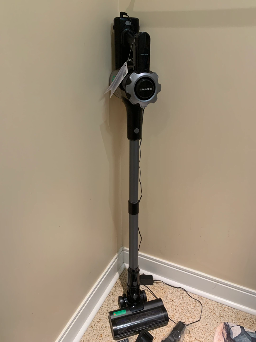 Trucozie Cordless Vacuum Cleaner - photo 2