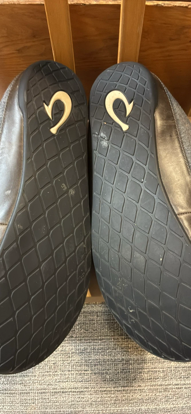 OluKai Mahana Slippers - Men's Size 12 - Dk Shadow/Black - photo 4