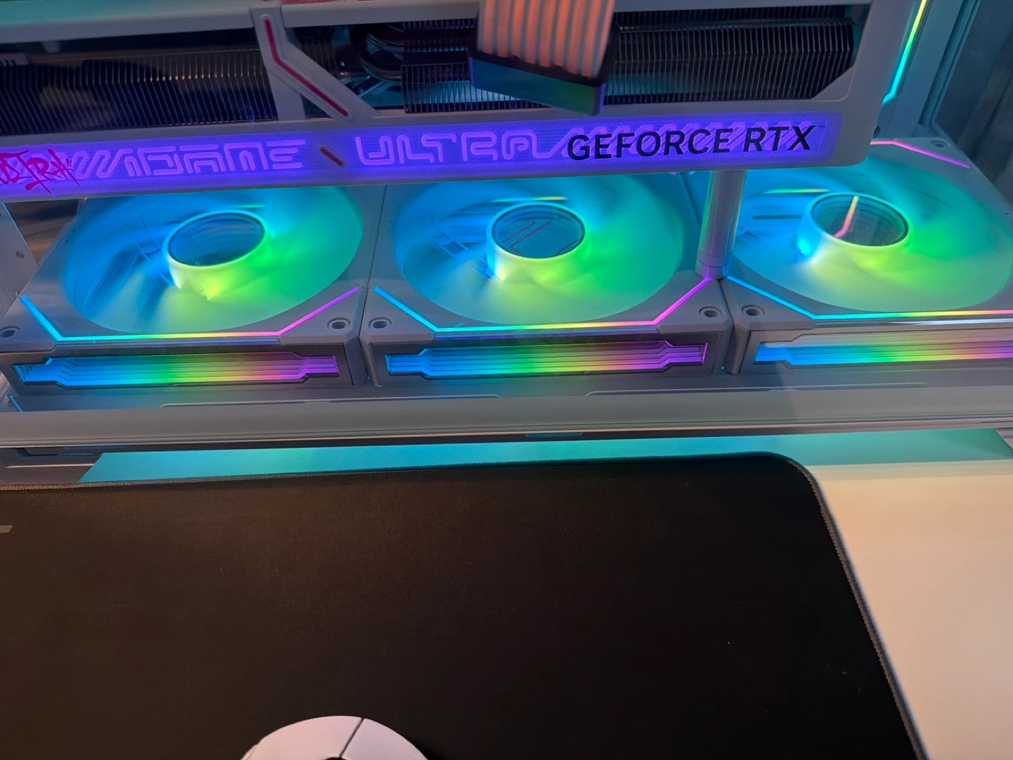 Lian Li infinity fans  white 3 - photo 2