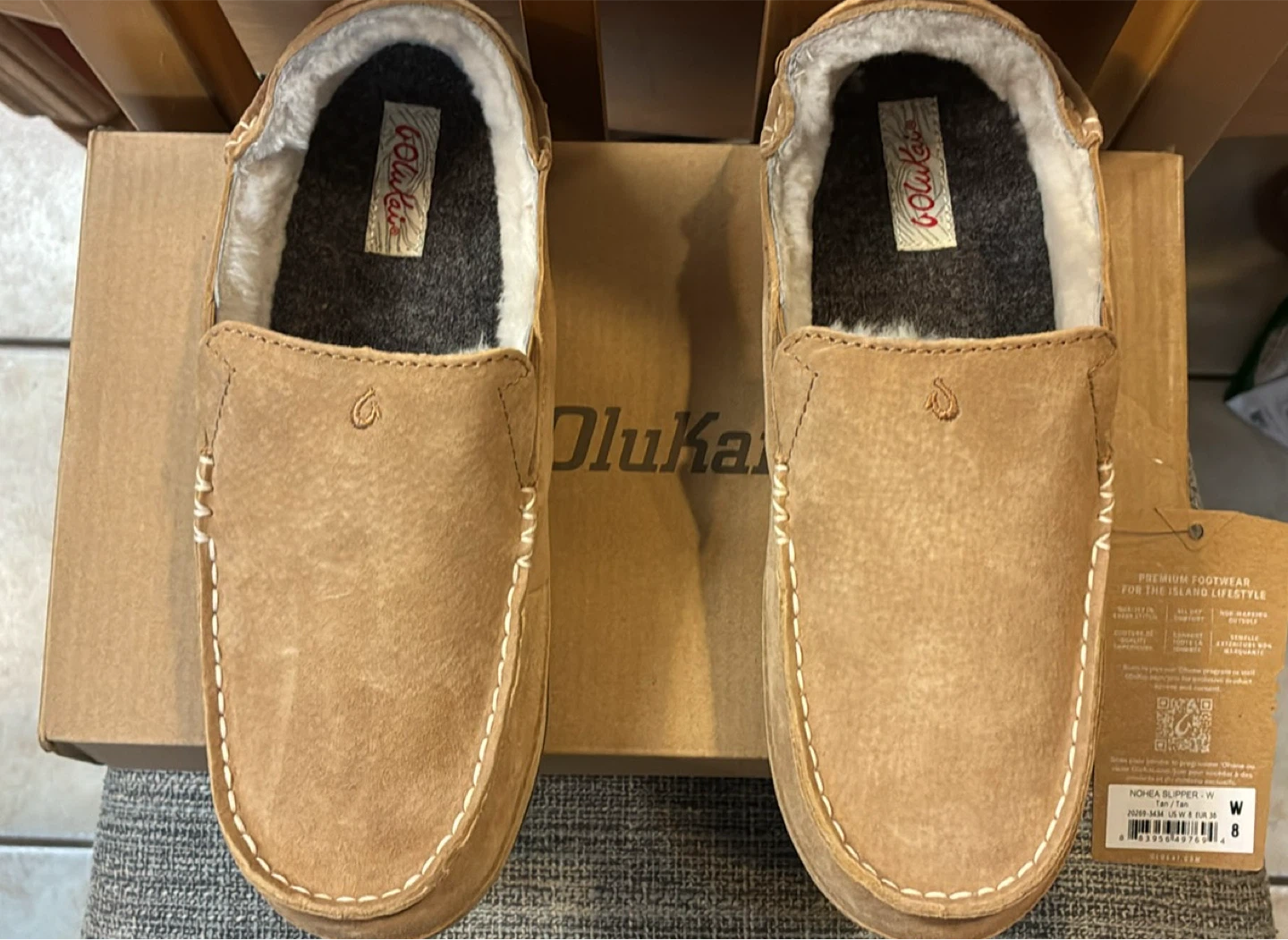 New in box OluKai Nohea Slipper - Tan/Tan - Women's Size 8