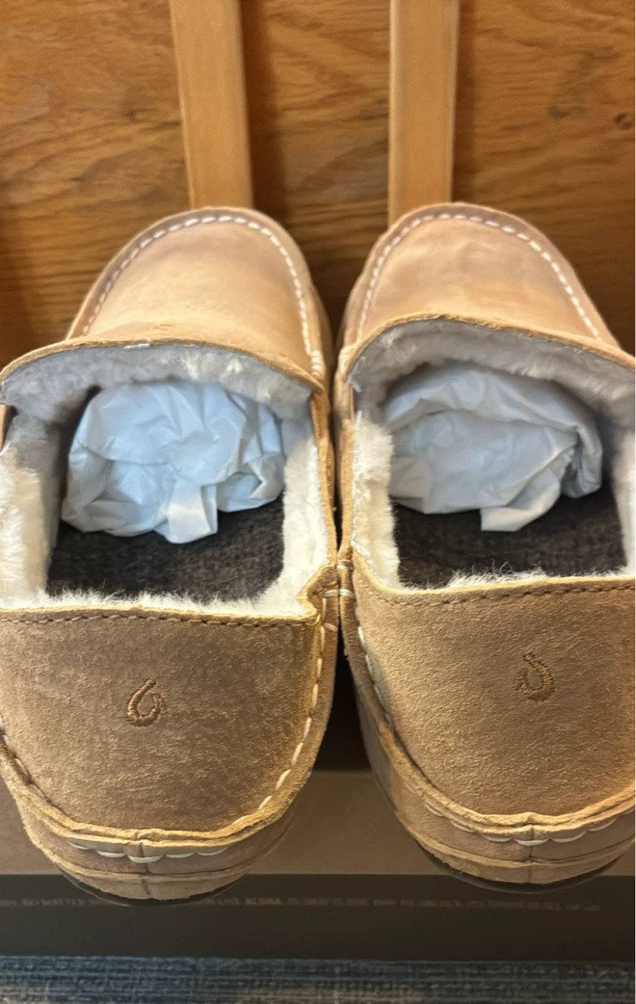 New in box OluKai Nohea Slipper - Tan/Tan - Women's Size 8 - photo 4