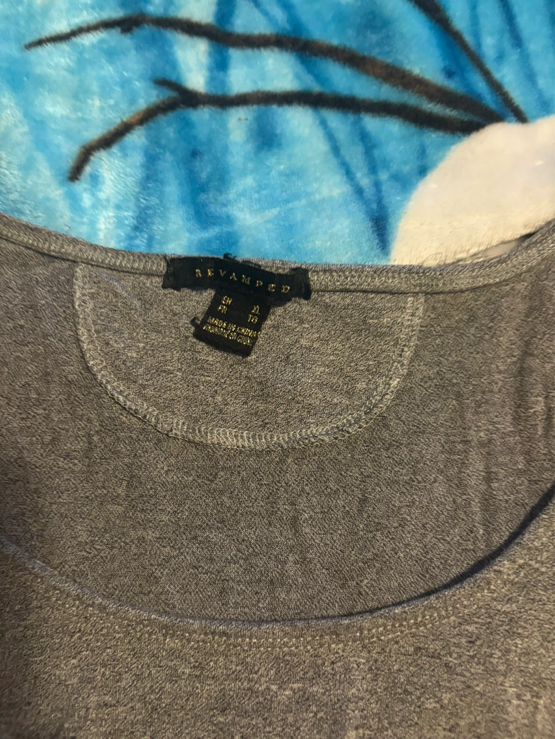 Revamped Grey T-Shirt - Size Xl - photo 2