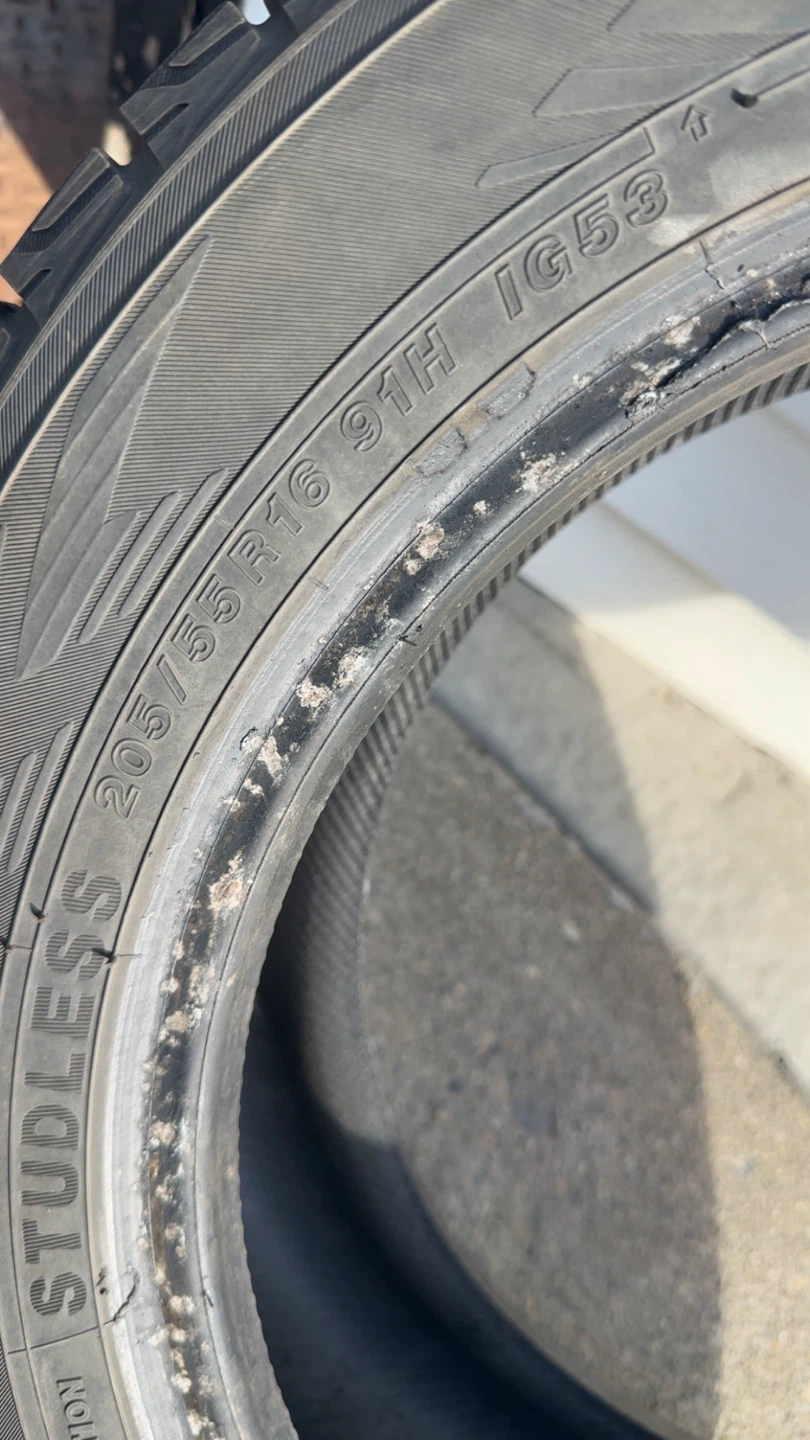 Yokohama Winter Tires Set Of 4 - photo 3
