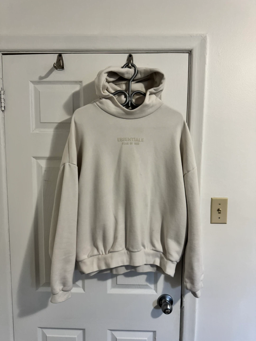 Essentials Fear of God Hoodie (medium mens)