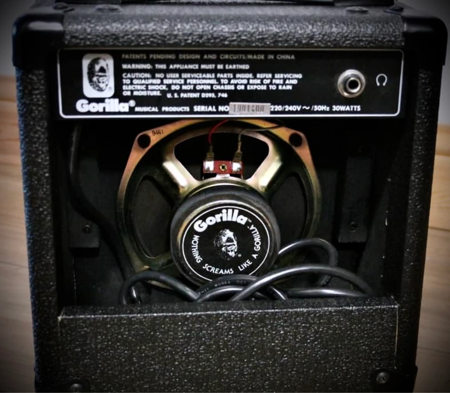 Gorilla GG-20 Guitar Amplifier (30 watts) - photo 2