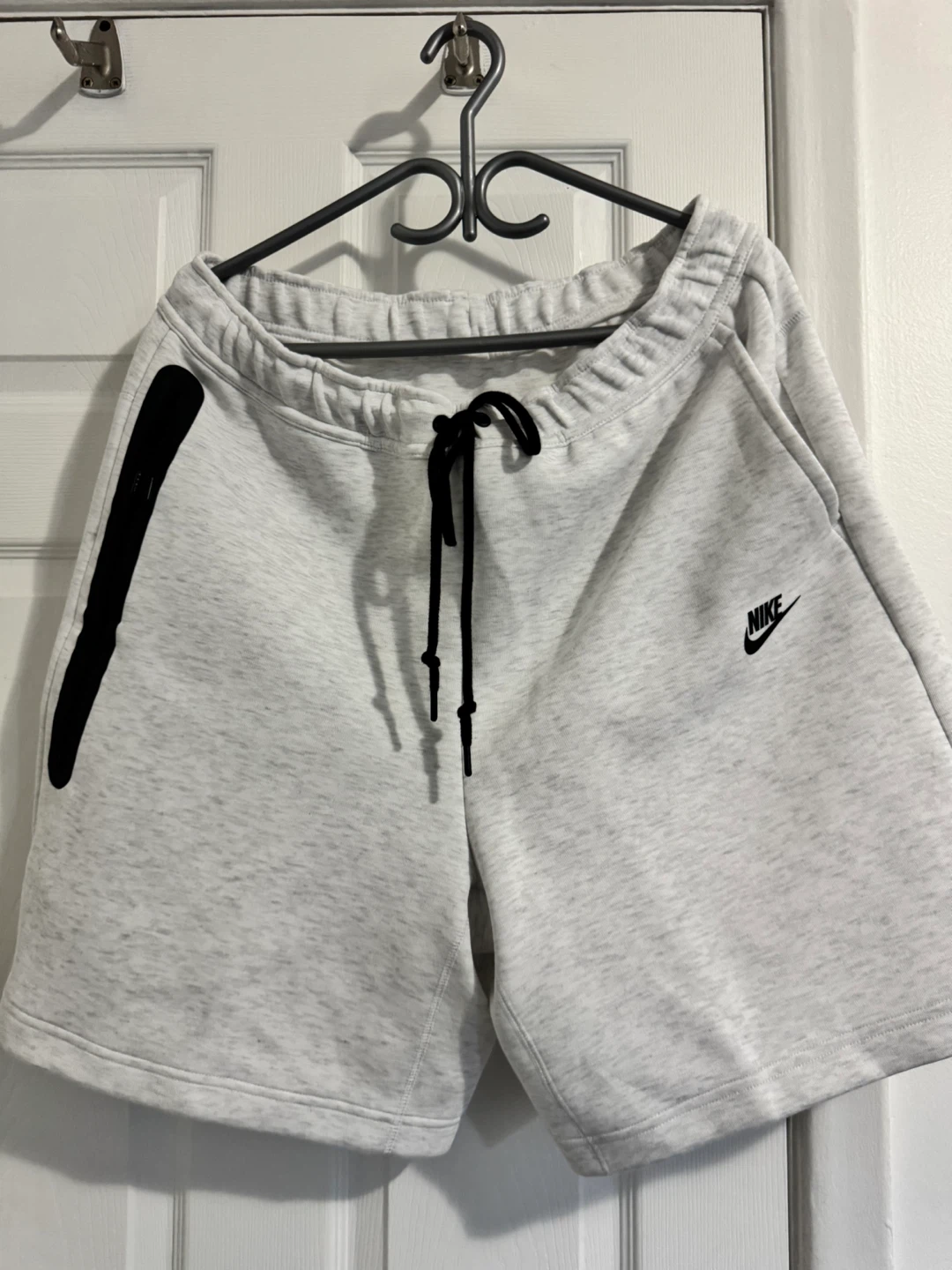 Nike Sportswear Tech Fleece Short “Birch Heather/Black” (XL) - photo 2