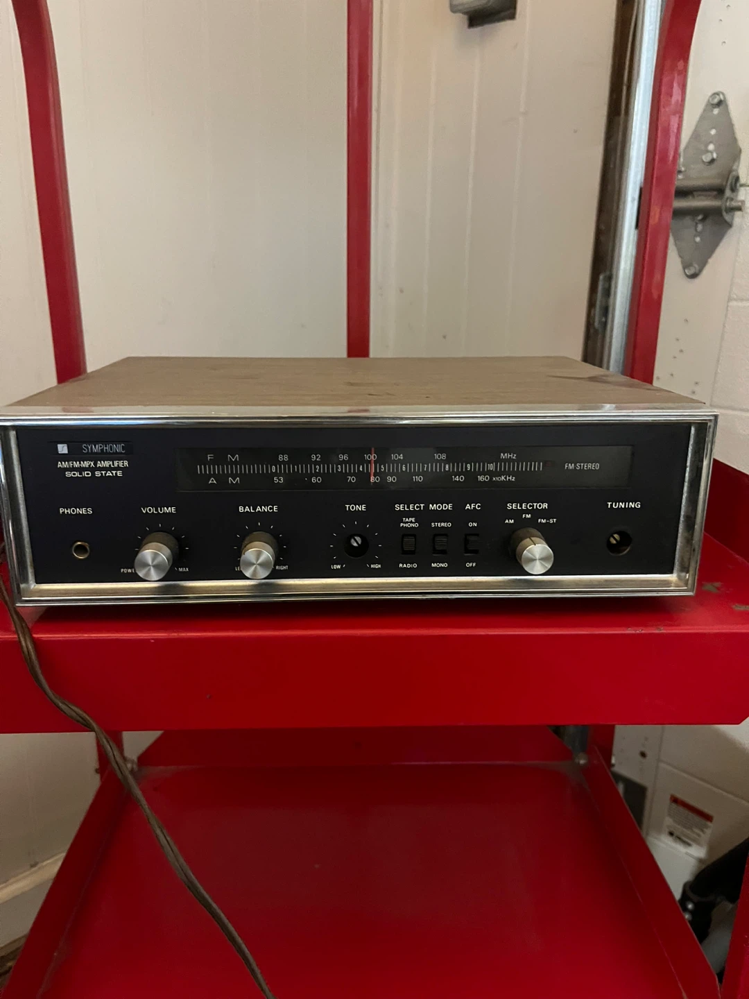 Realistic DX-160 Solid State Communications Receiver