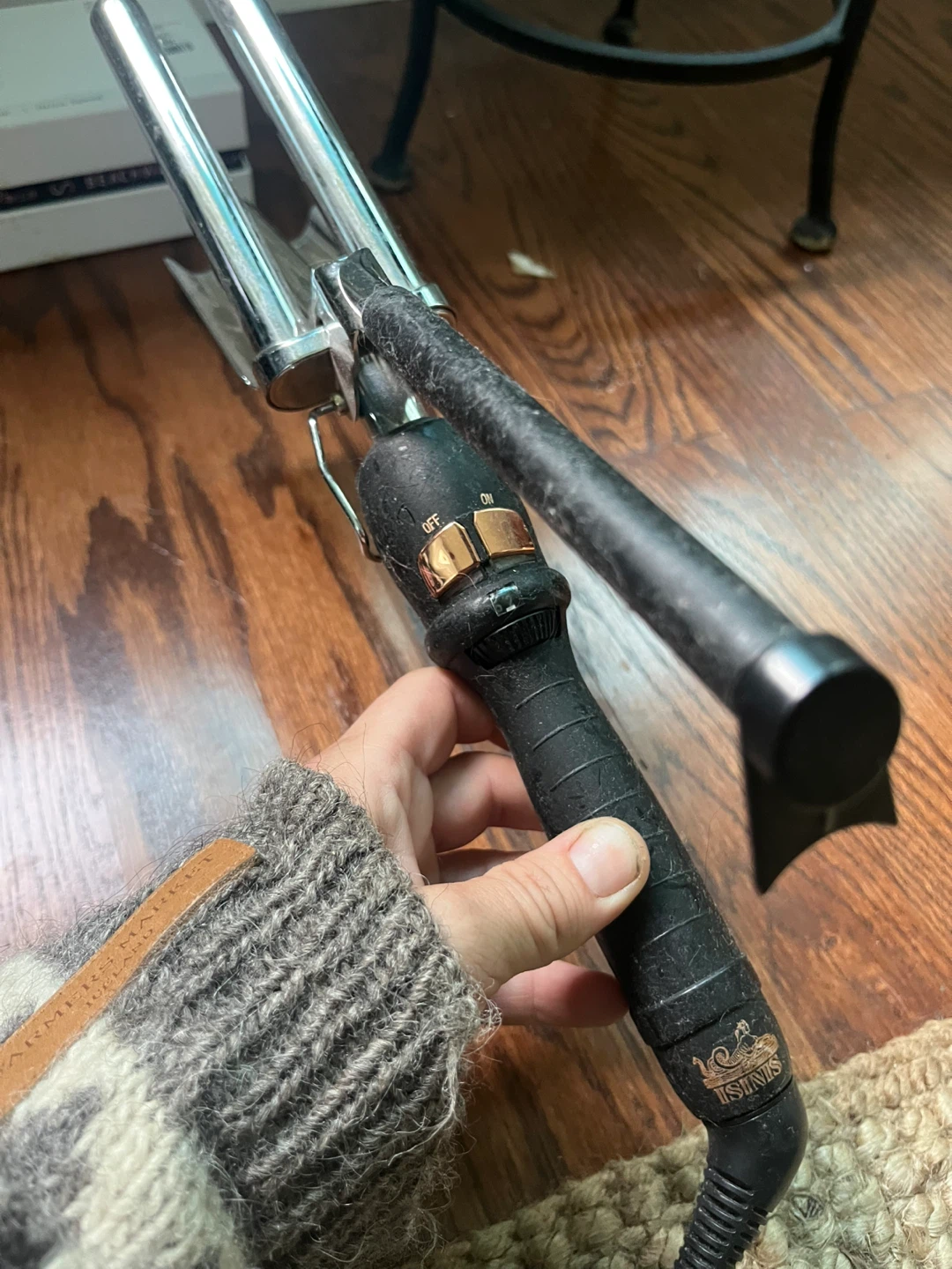 T3 Styling Iron - photo 3