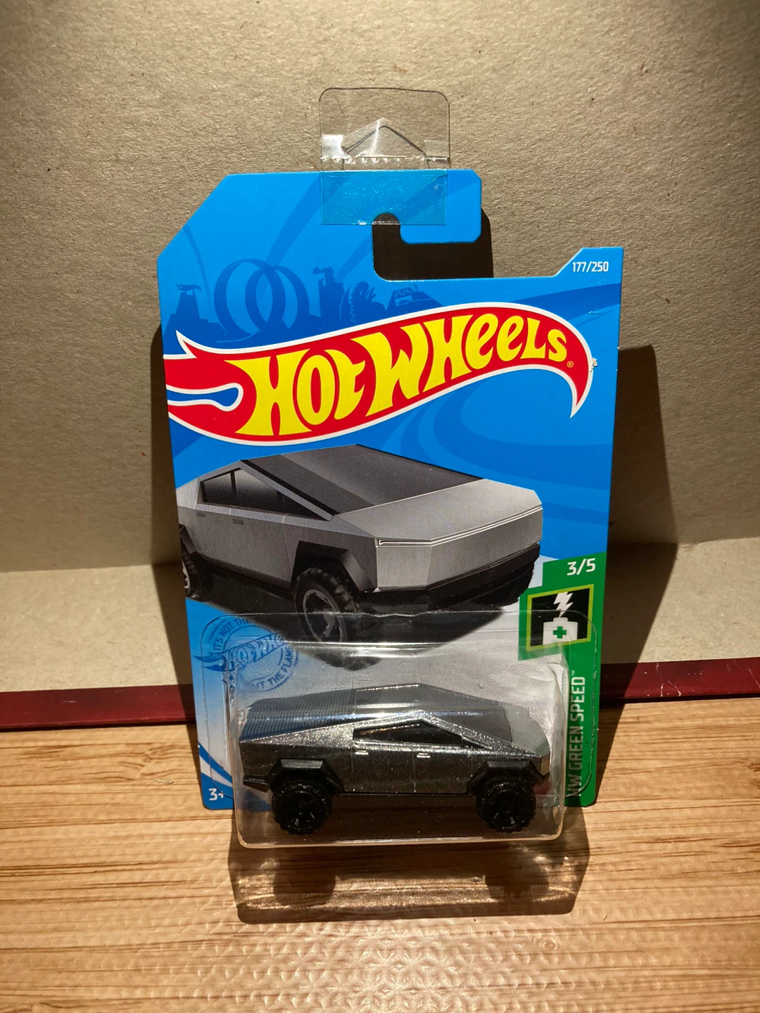 Hot Wheels / Tesla Cybertruck